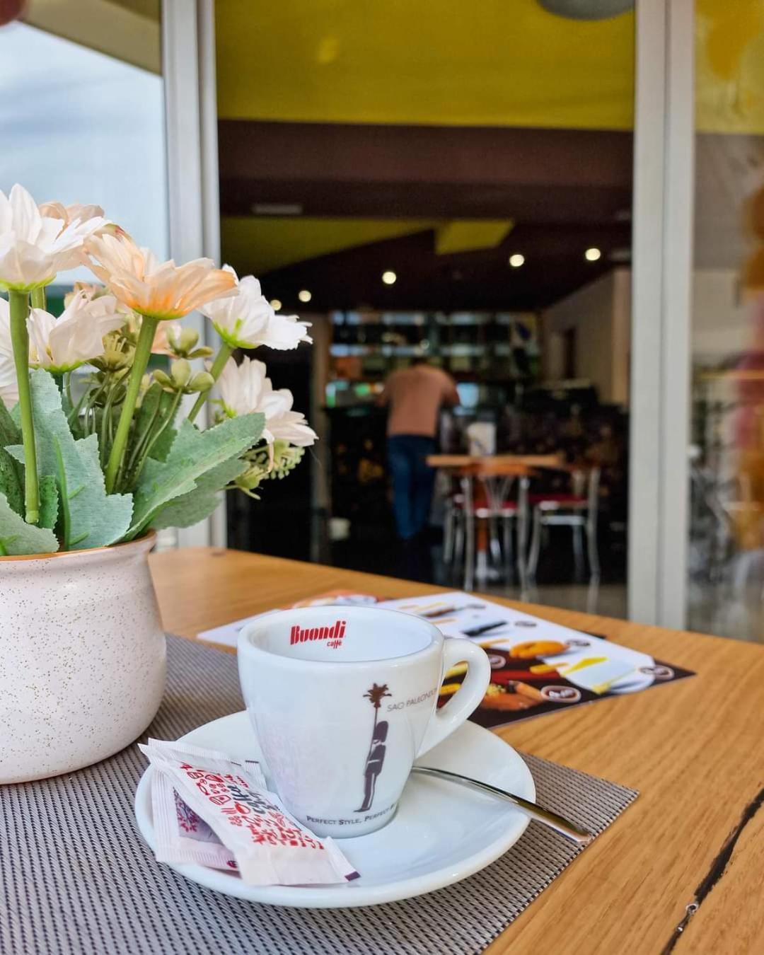 Hotel Brkic Sarajevo Airport - Free Parking エクステリア 写真
